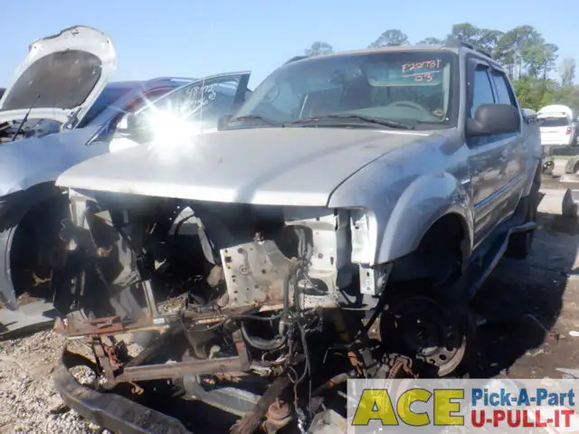 Photo of 2003 Ford Explorer