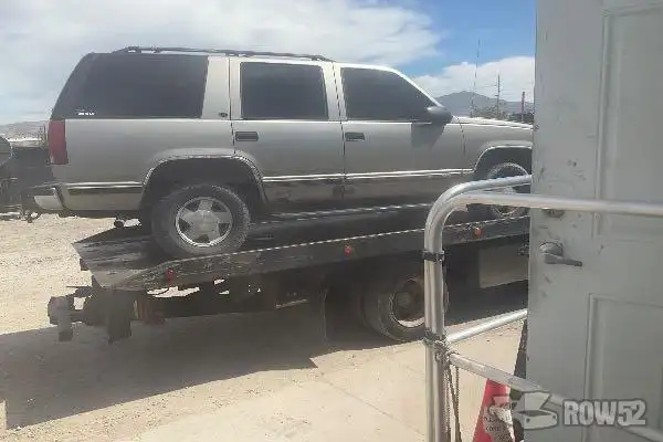 Photo of 1999 Chevrolet Tahoe