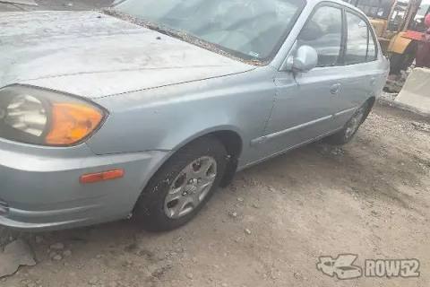 Photo of 2004 Hyundai Accent