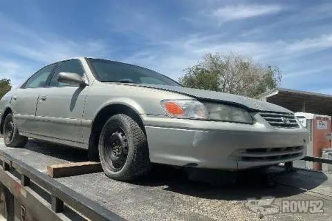 Photo of 2000 Toyota Camry