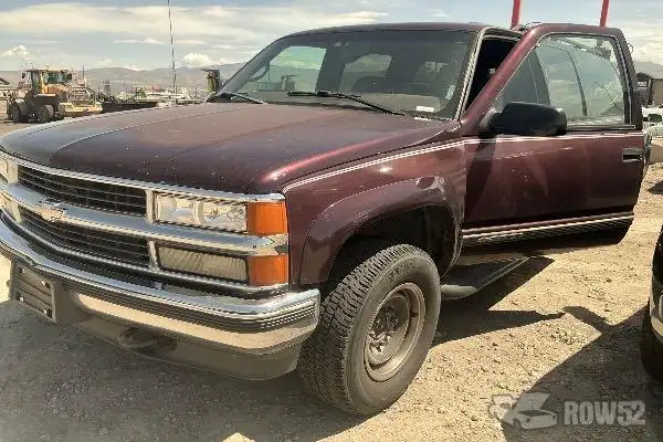 Photo of 1997 Chevrolet Suburban