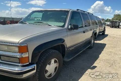 Photo of 1999 Chevrolet Suburban