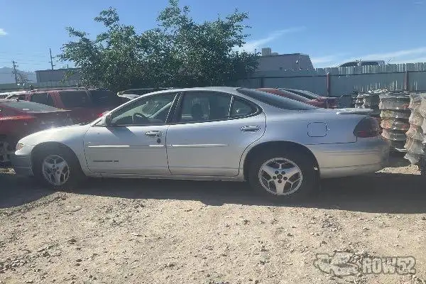Photo of 2003 Pontiac Grand Prix