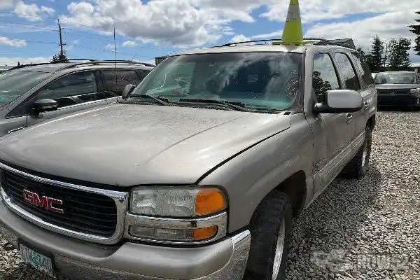 Photo of 2000 GMC Yukon
