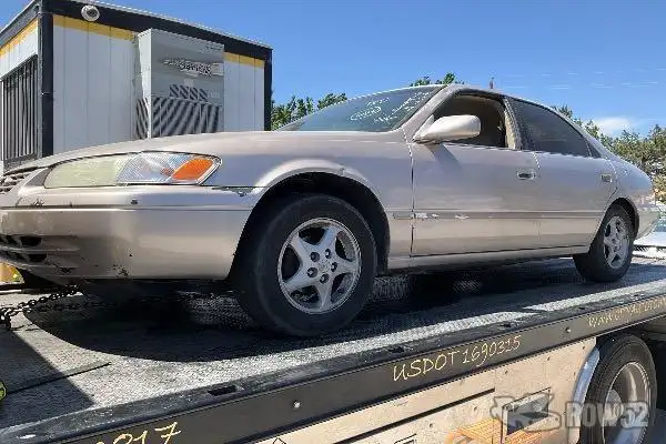 Photo of 1999 Toyota Camry