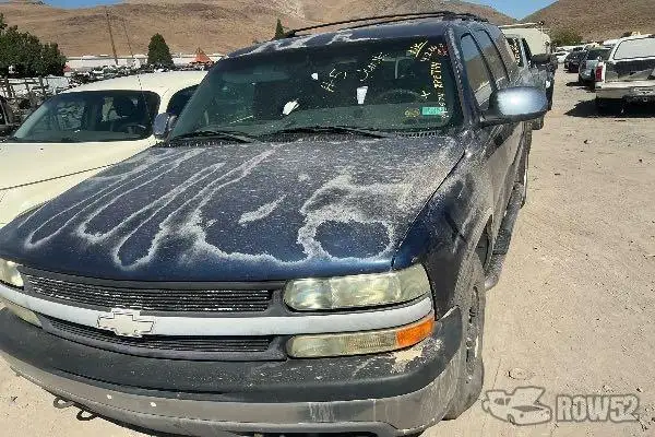 Photo of 2002 Chevrolet Suburban