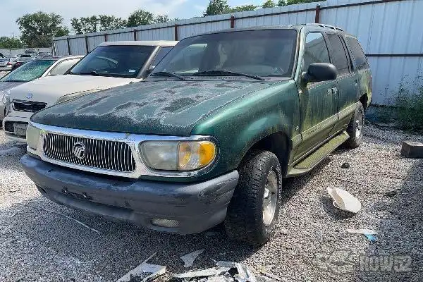 Photo of 2001 Mercury Mountaineer