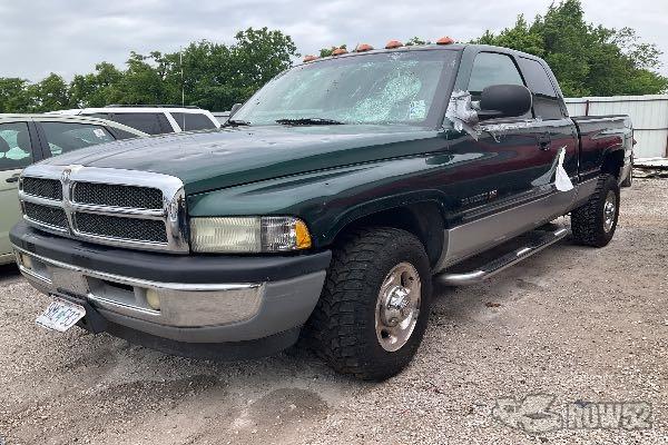 Photo of 2001 Dodge Ram 2500