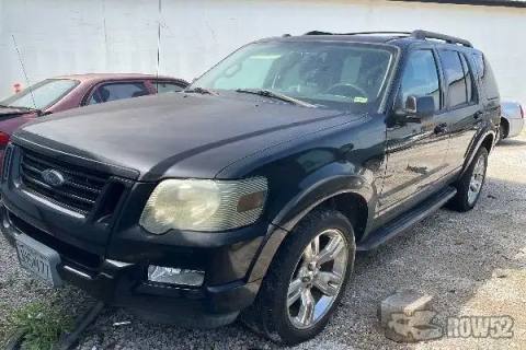 Photo of 2010 Ford Explorer