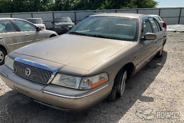 Photo of 2003 Mercury Grand Marquis