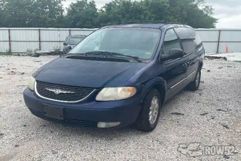 Photo of 2002 Chrysler Town & Country