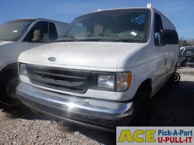 Photo of 2000 Ford Ford E250 Van