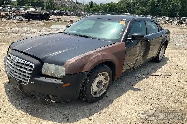 Photo of 2005 Chrysler 300