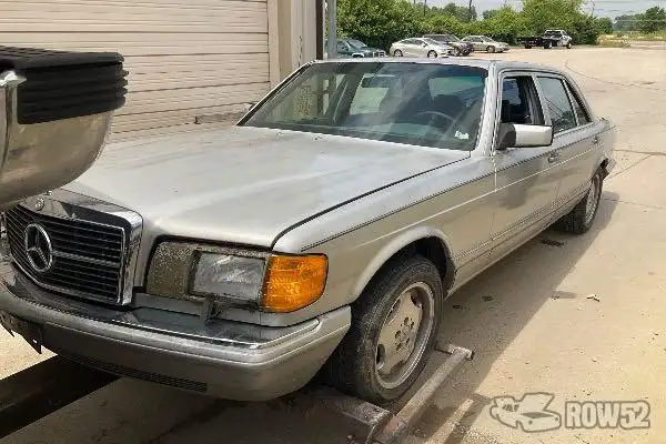 Photo of 1989 Mercedes-Benz 300