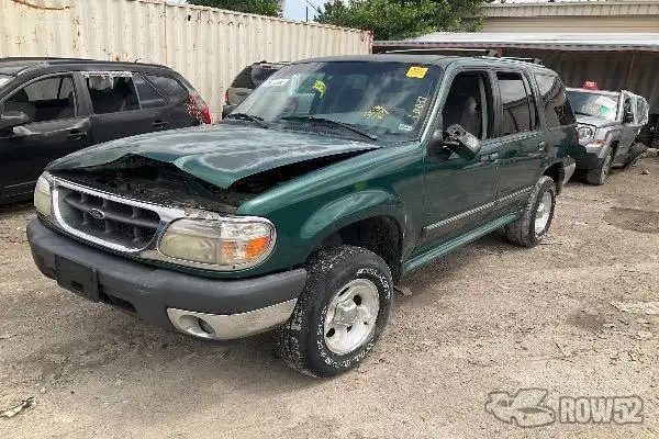 Photo of 2000 Ford Explorer