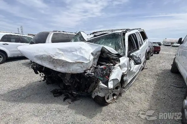 Photo of 2002 GMC Yukon Denali