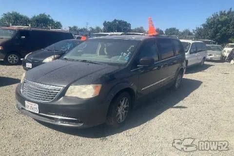 Photo of 2012 Chrysler Town & Country