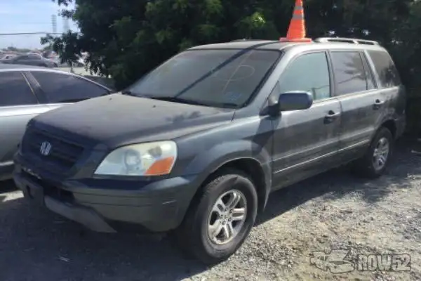 Photo of 2004 Honda Pilot