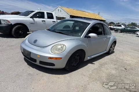 Photo of 2006 Volkswagen New Beetle