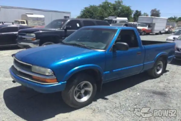 Photo of 2000 Chevrolet S10 Pickup