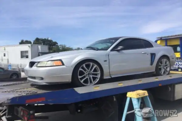 Photo of 2000 Ford Mustang