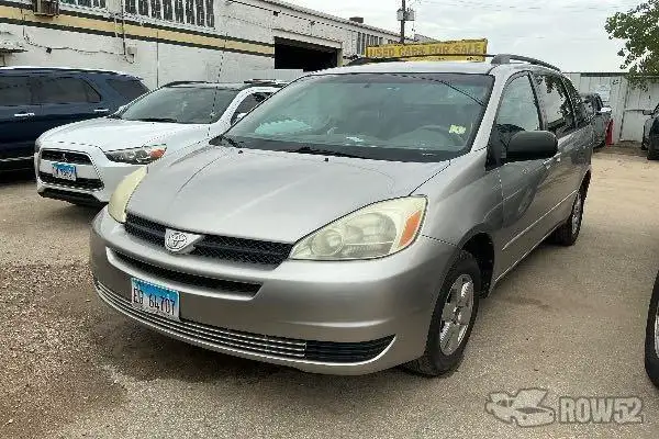 Photo of 2004 Toyota Sienna