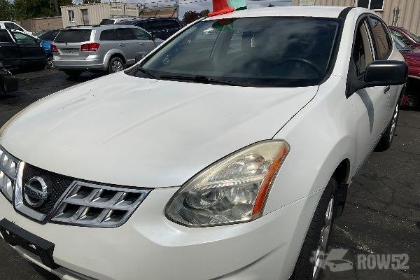 Photo of 2011 Nissan Rogue