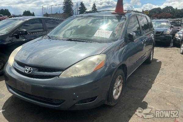 Photo of 2007 Toyota Sienna