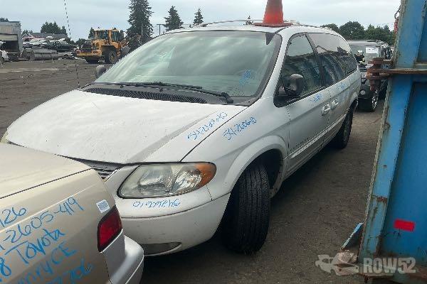Photo of 2001 Chrysler Town & Country