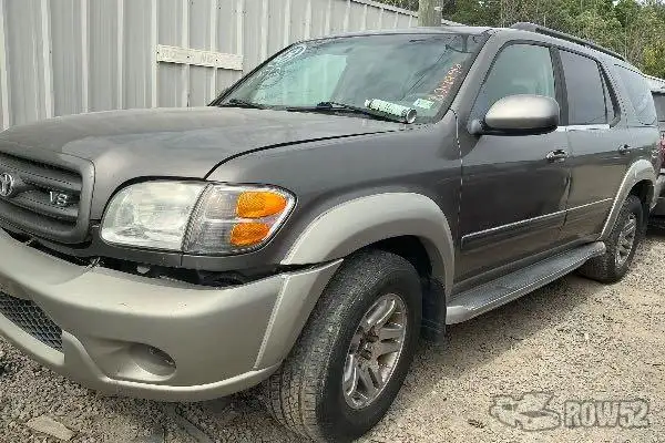Photo of 2004 Toyota Sequoia