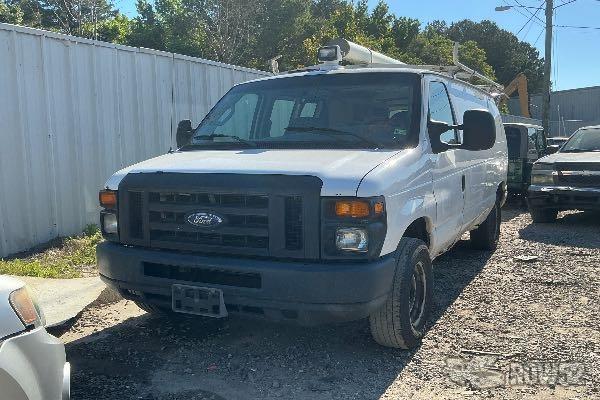 Photo of 2008 Ford Econoline
