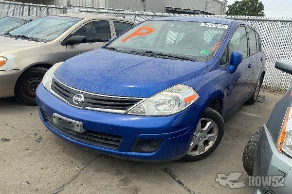 Photo of 2012 Nissan Versa