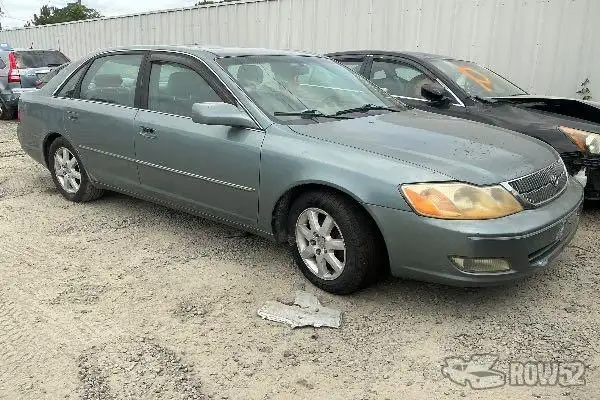 Photo of 2000 Toyota Avalon