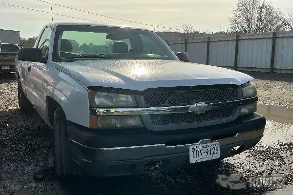 Photo of 2004 Chevrolet Silverado 1500