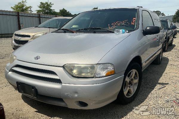 Photo of 2002 Nissan Quest