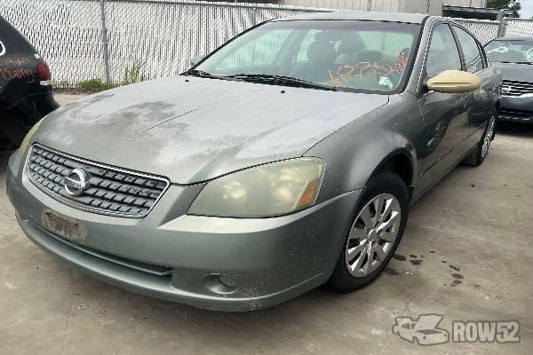 Photo of 2005 Nissan Altima