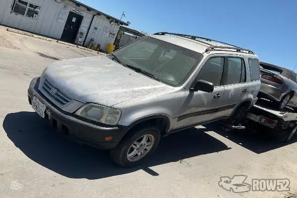 Photo of 1997 Honda CR-V
