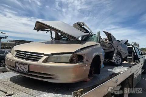 Photo of 2001 Toyota Camry