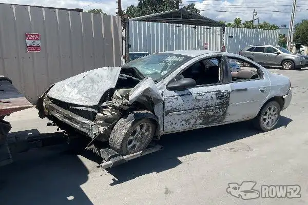 Photo of 2005 Dodge Neon