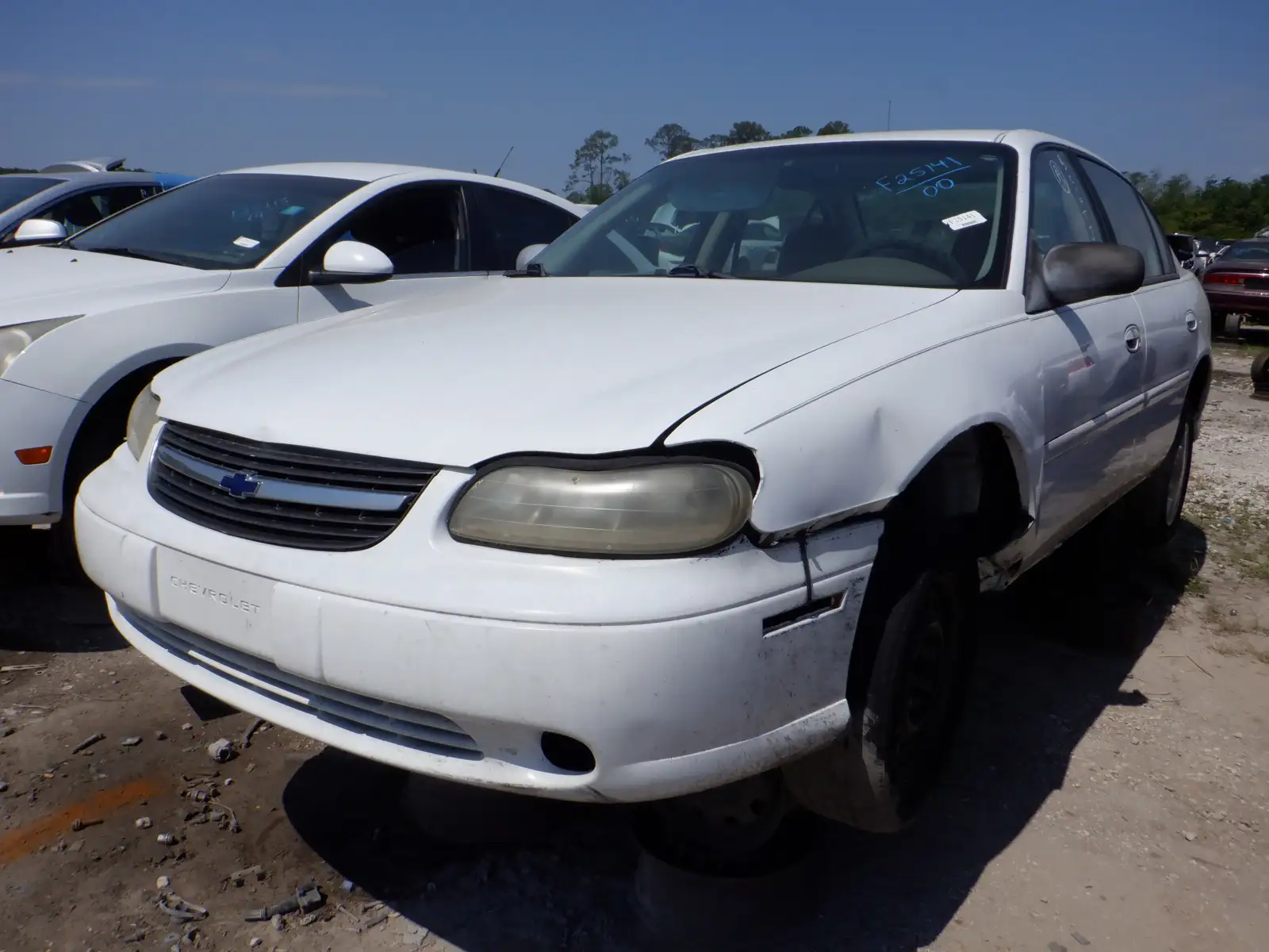 Photo of 2000 Chevrolet Malibu