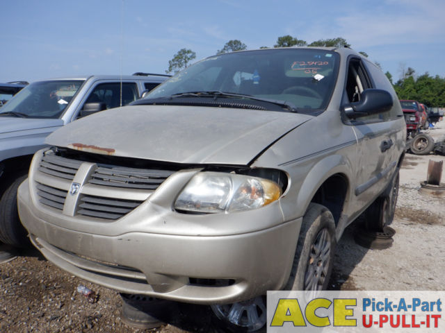 Photo of 2005 Dodge Caravan