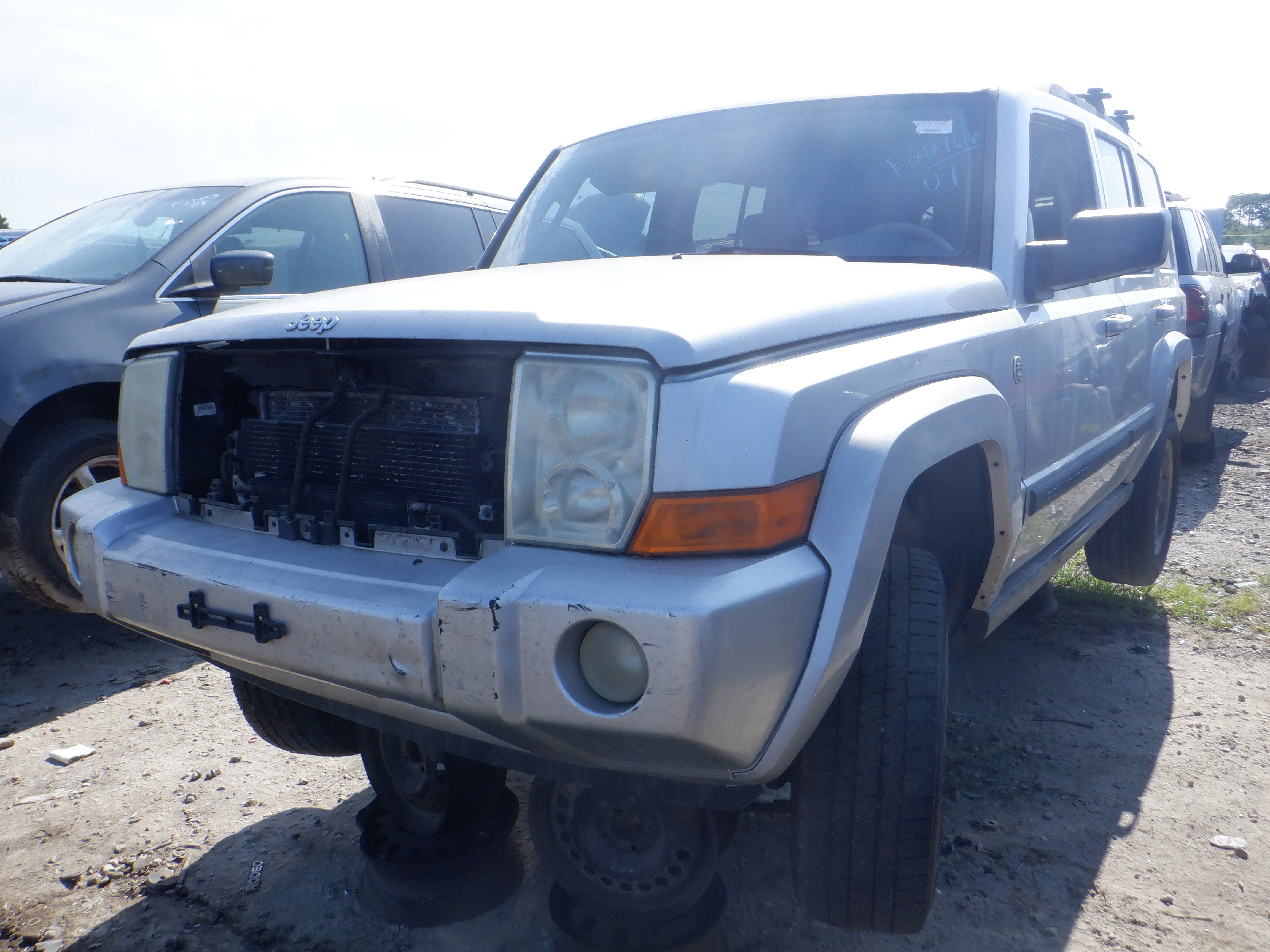 Photo of 2007 Jeep Commander