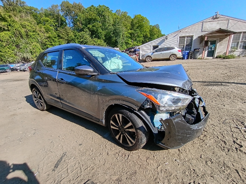 Photo of 2020 Nissan Kicks