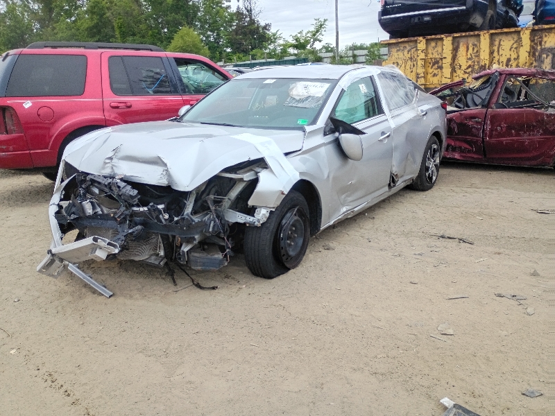 Photo of 2020 Nissan Altima