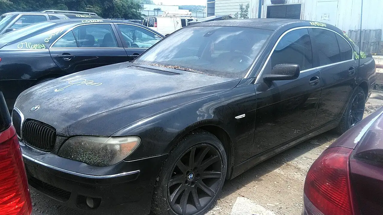 Photo of 2006 Bmw 750I