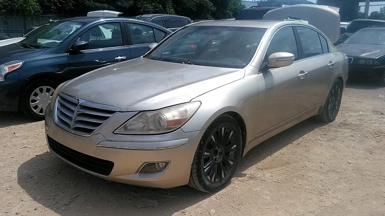 Photo of 2009 Hyundai Genesis