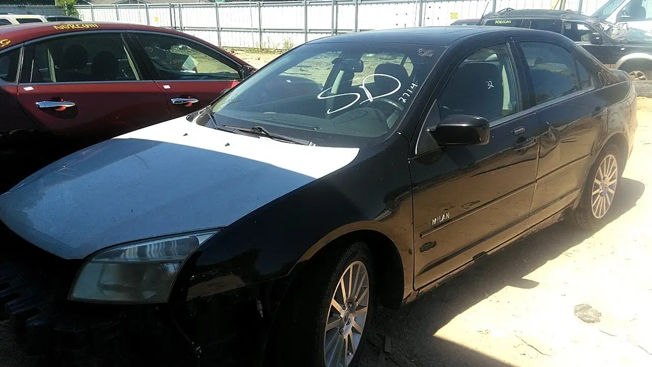 Photo of 2008 Mercury Milan