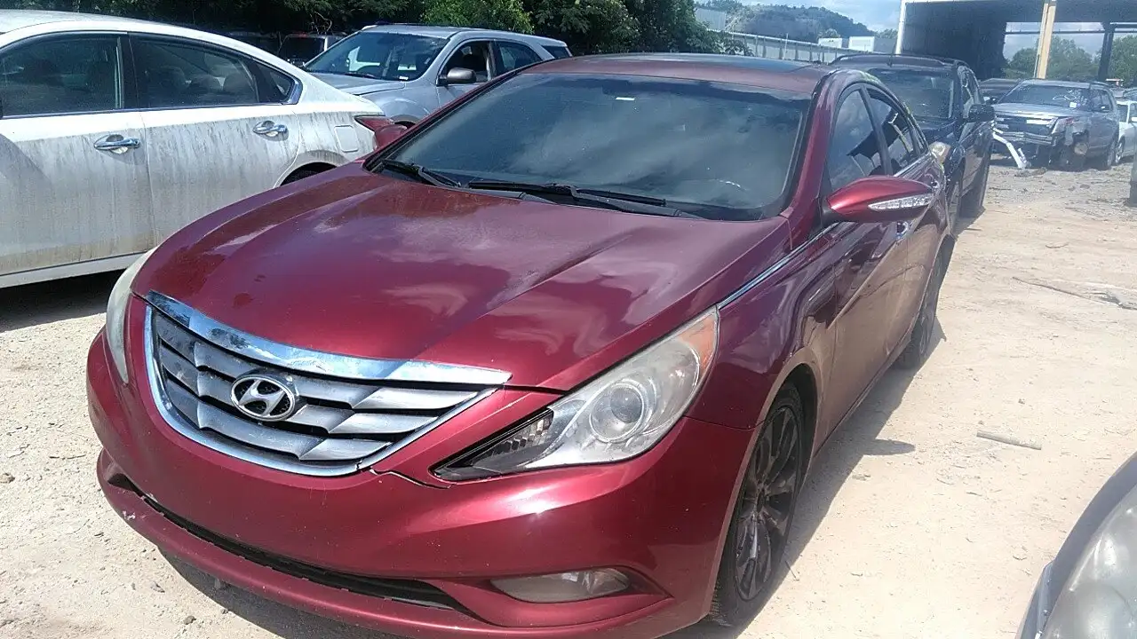 Photo of 2011 Hyundai Sonata