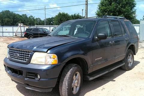 Photo of 2005 Ford Explorer