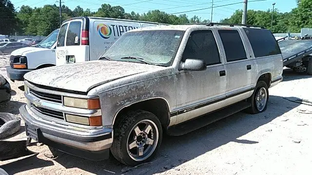 Photo of 1997 Chevrolet C1500 Suburban